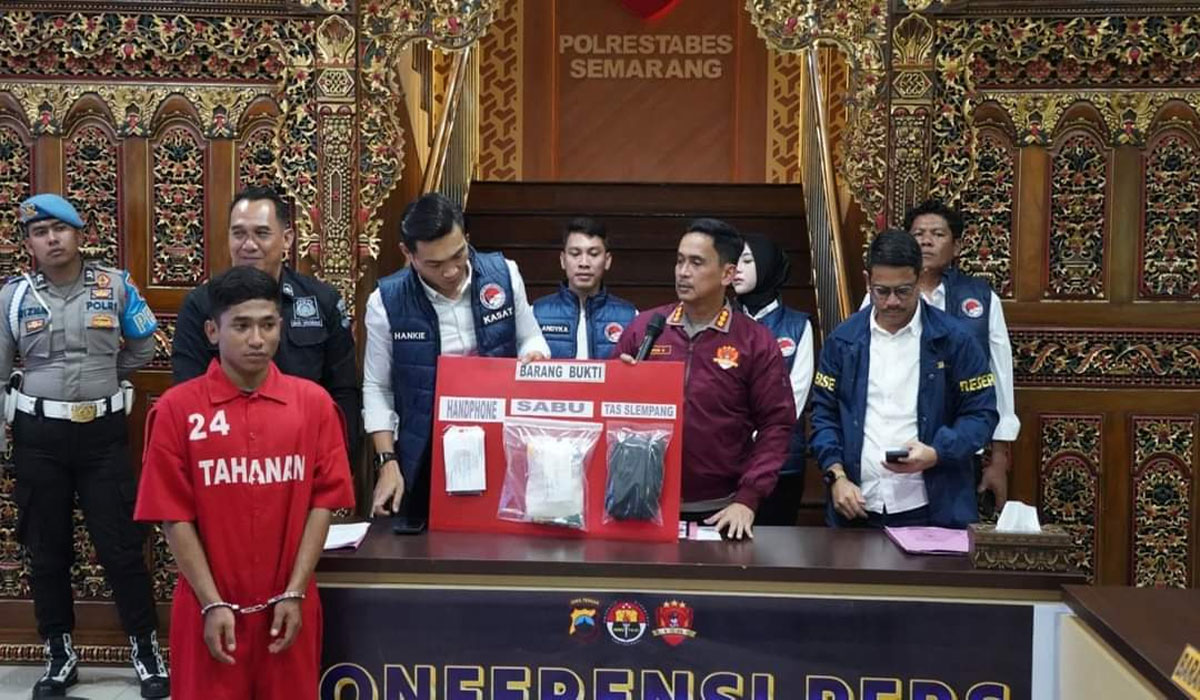 Polisi Ringkus Pengedar Sabu Hampir 1 Ons di Ruas Tol Semarang